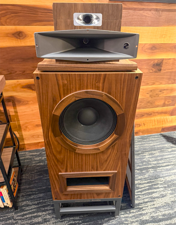  042726.stphmtlbistroharmonicaudiospeaker1.png