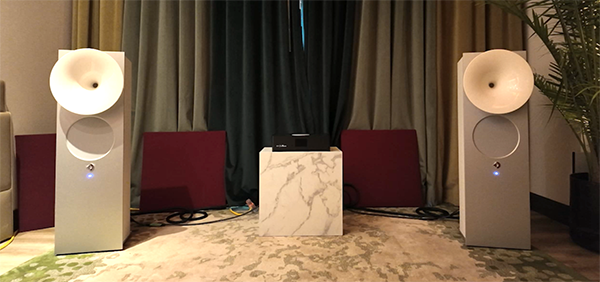  043026.stphaxpona.amsoundavantroom1.png