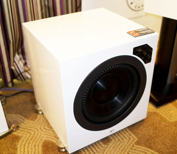 Paradigm store prestige subwoofer