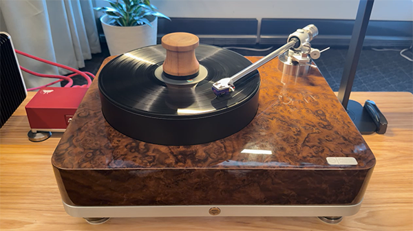  042326.stphmontrealmonostereopurefidelityturntable1.png
