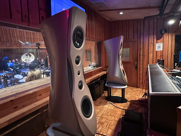 www.stereophile.com