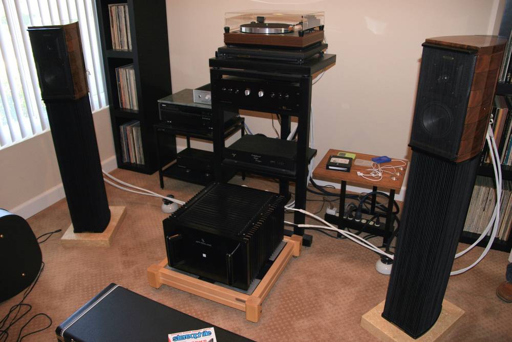 Sonus Faber Guarneri Hommage and Jeff Rowland model 8 